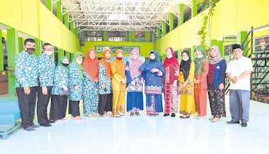 MTsN 1 Padang Terima Dosen Matematika STKIP PGRI Sumbar Lakukan Program Pengabdian Masyarakat