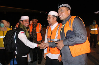 Kloter 16 Debarkasi Haji Padang Kloter 16 Debarkasi Haji Padang